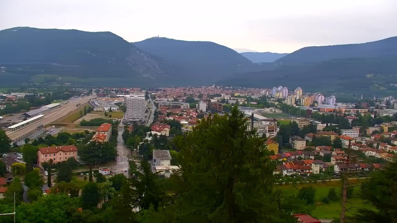 Nova Gorica in Gorica: Čudovit Razgled iz Frančiškanskega Samostana Kostanjevica