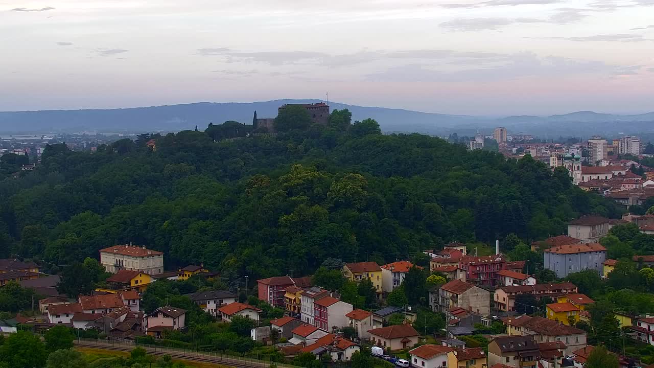 Nova Gorica i Gorica: Prekrasan Pogled iz Franjevačkog Samostana Kostanjevica