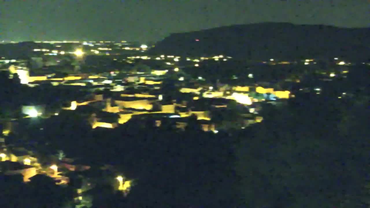 Nova Gorica i Gorica: Prekrasan Pogled iz Franjevačkog Samostana Kostanjevica