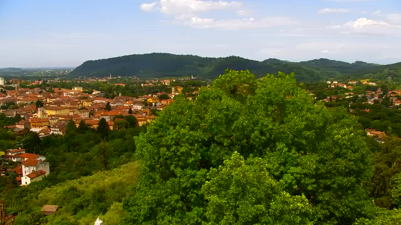 Nova Gorica y Gorizia: Impresionantes Vistas desde el Monasterio Franciscano de Kostanjevica