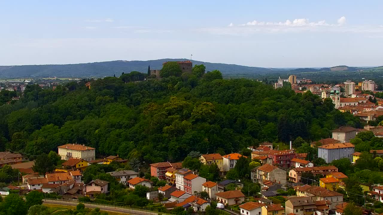 Nova Gorica e Gorizia: Panorama Mozzafiato dal Convento Francescano di Castagnevizza