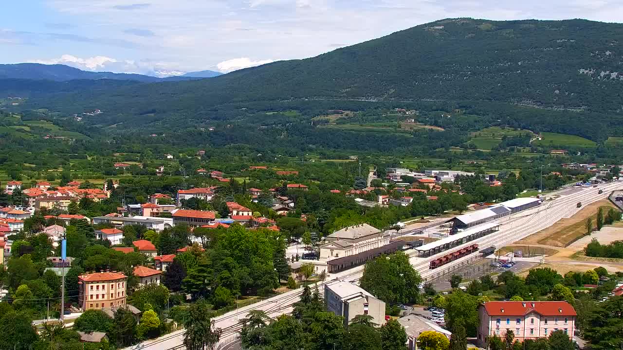 Nova Gorica i Gorica: Prekrasan Pogled iz Franjevačkog Samostana Kostanjevica