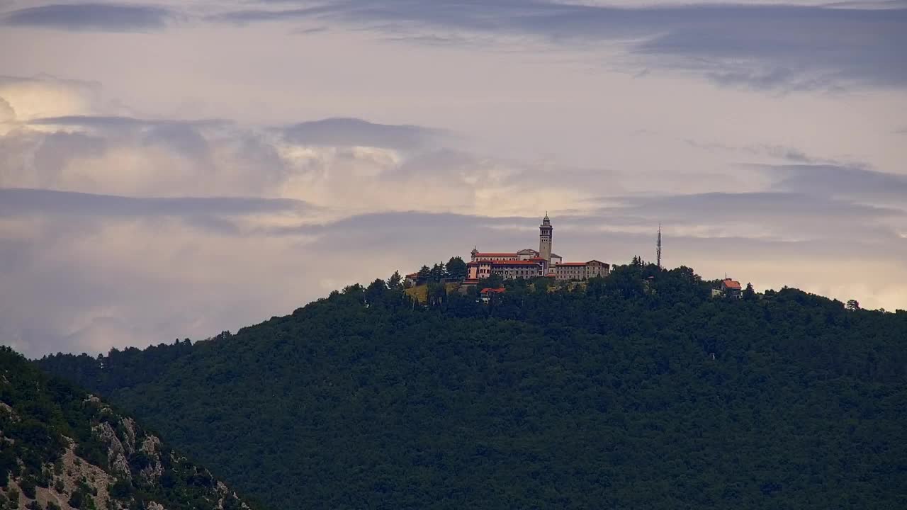 Nova Gorica und Görz: Atemberaubende Aussicht vom Franziskanerkloster Kostanjevica