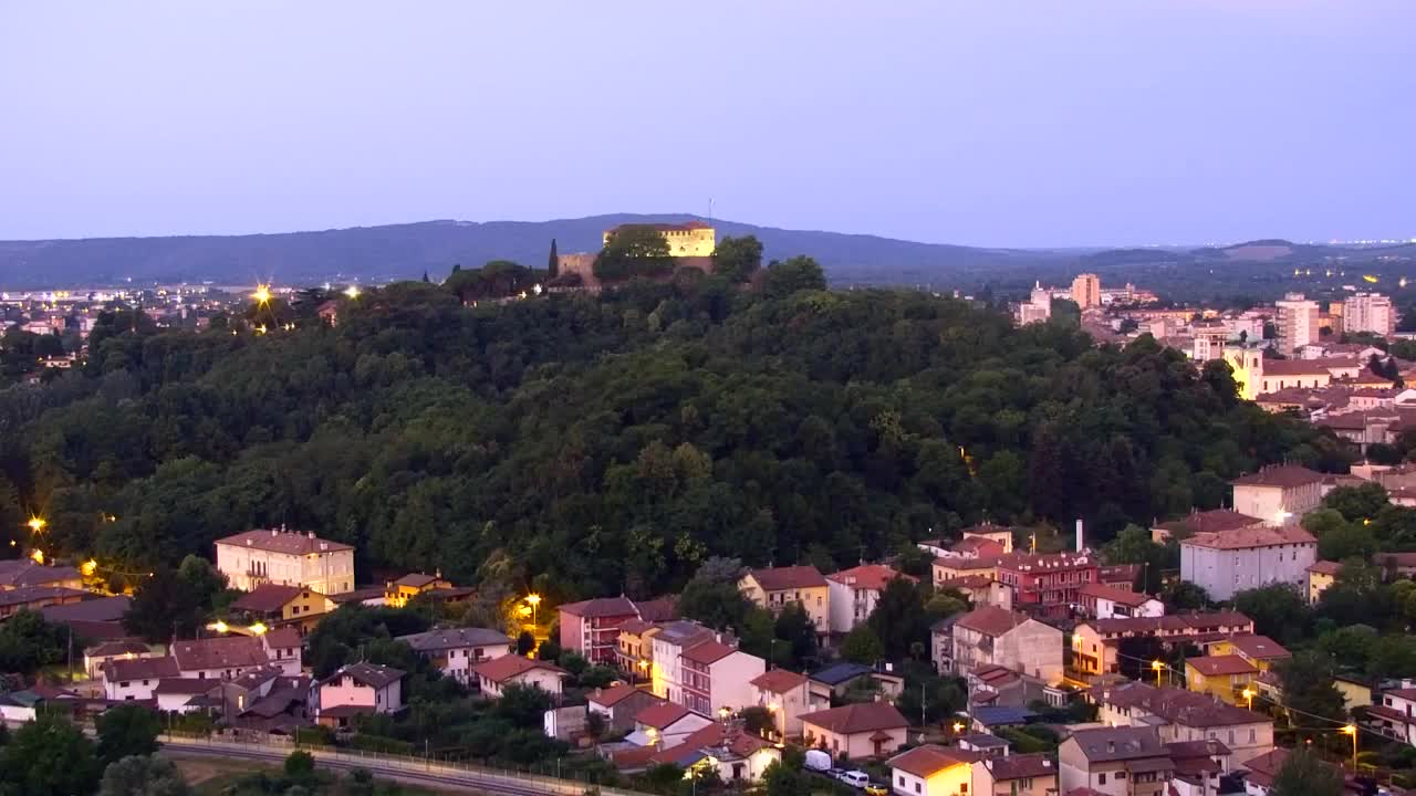 Nova Gorica y Gorizia: Impresionantes Vistas desde el Monasterio Franciscano de Kostanjevica