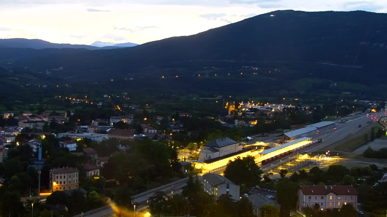 Nova Gorica y Gorizia: Impresionantes Vistas desde el Monasterio Franciscano de Kostanjevica