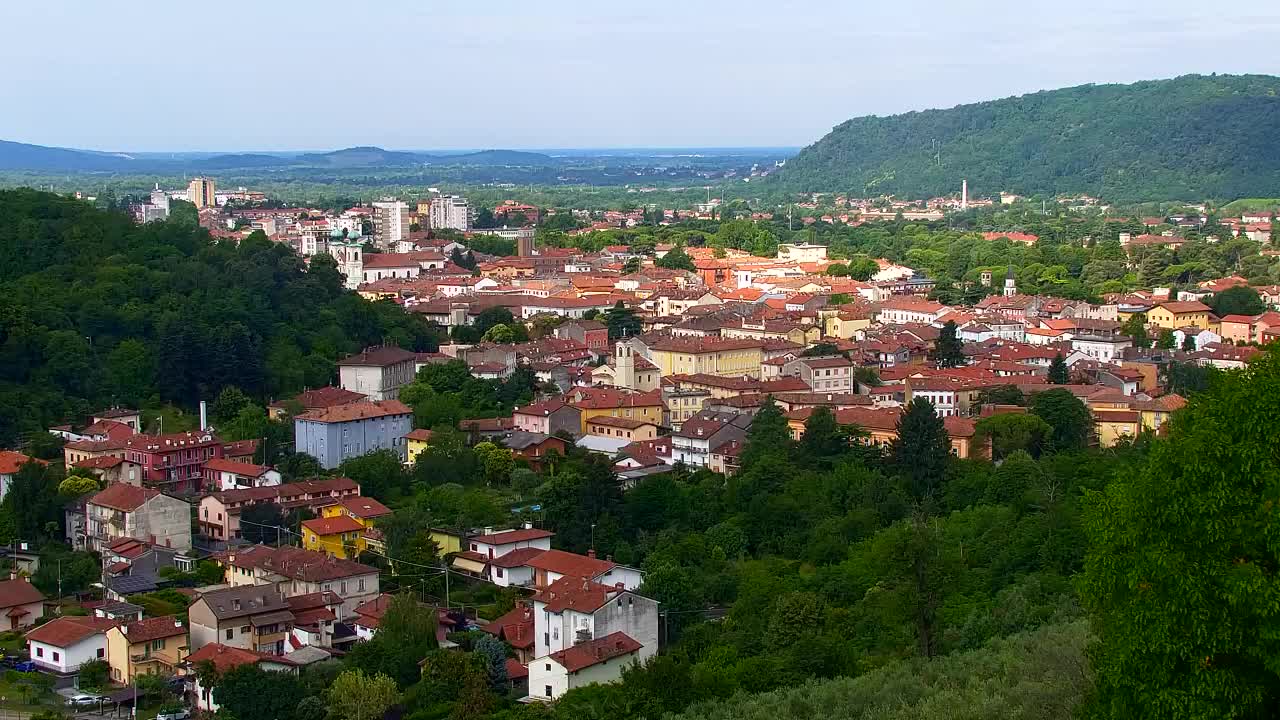 Nova Gorica i Gorica: Prekrasan Pogled iz Franjevačkog Samostana Kostanjevica