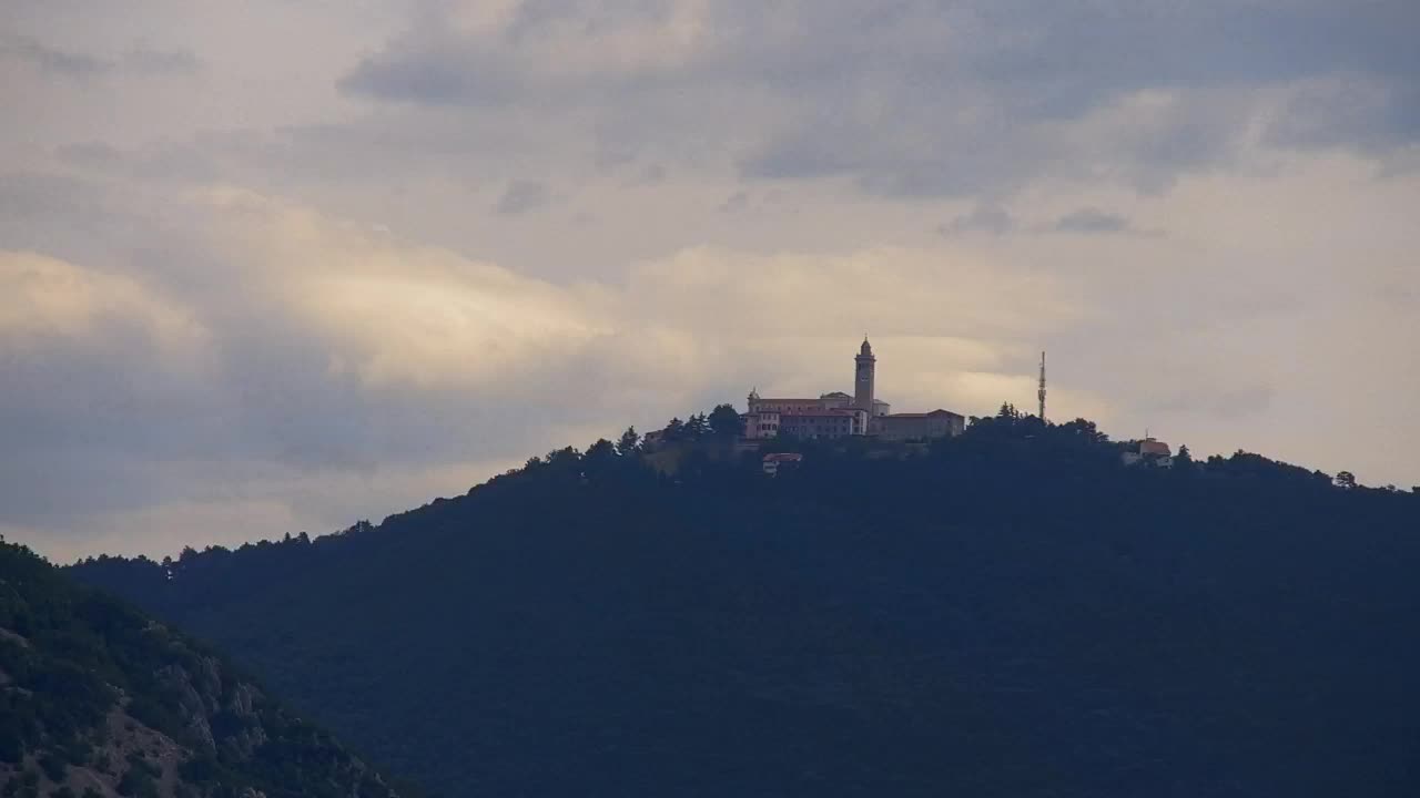 Nova Gorica in Gorica: Čudovit Razgled iz Frančiškanskega Samostana Kostanjevica