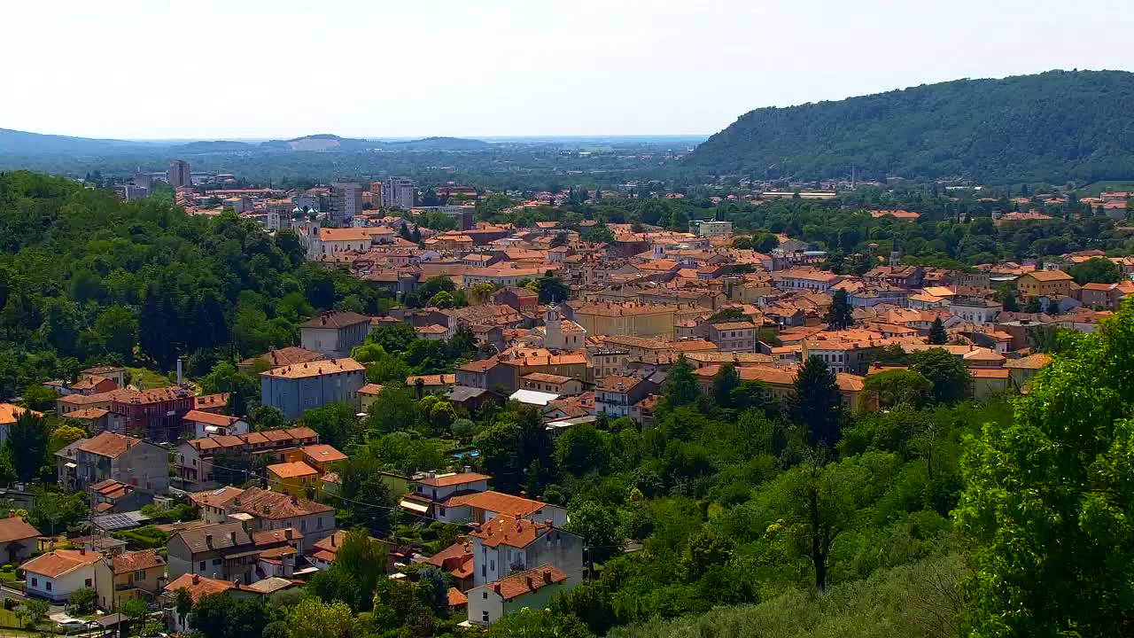 Nova Gorica i Gorica: Prekrasan Pogled iz Franjevačkog Samostana Kostanjevica