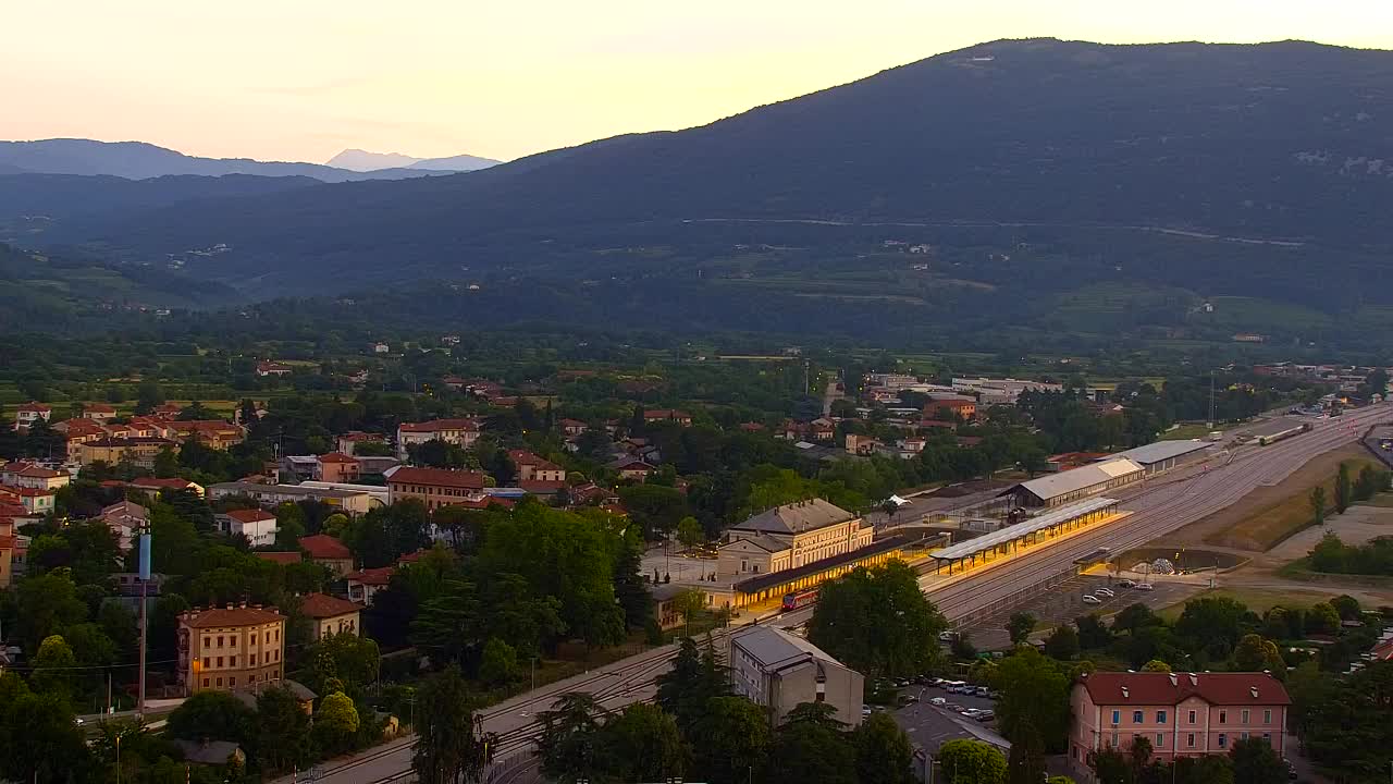 Nova Gorica in Gorica: Čudovit Razgled iz Frančiškanskega Samostana Kostanjevica