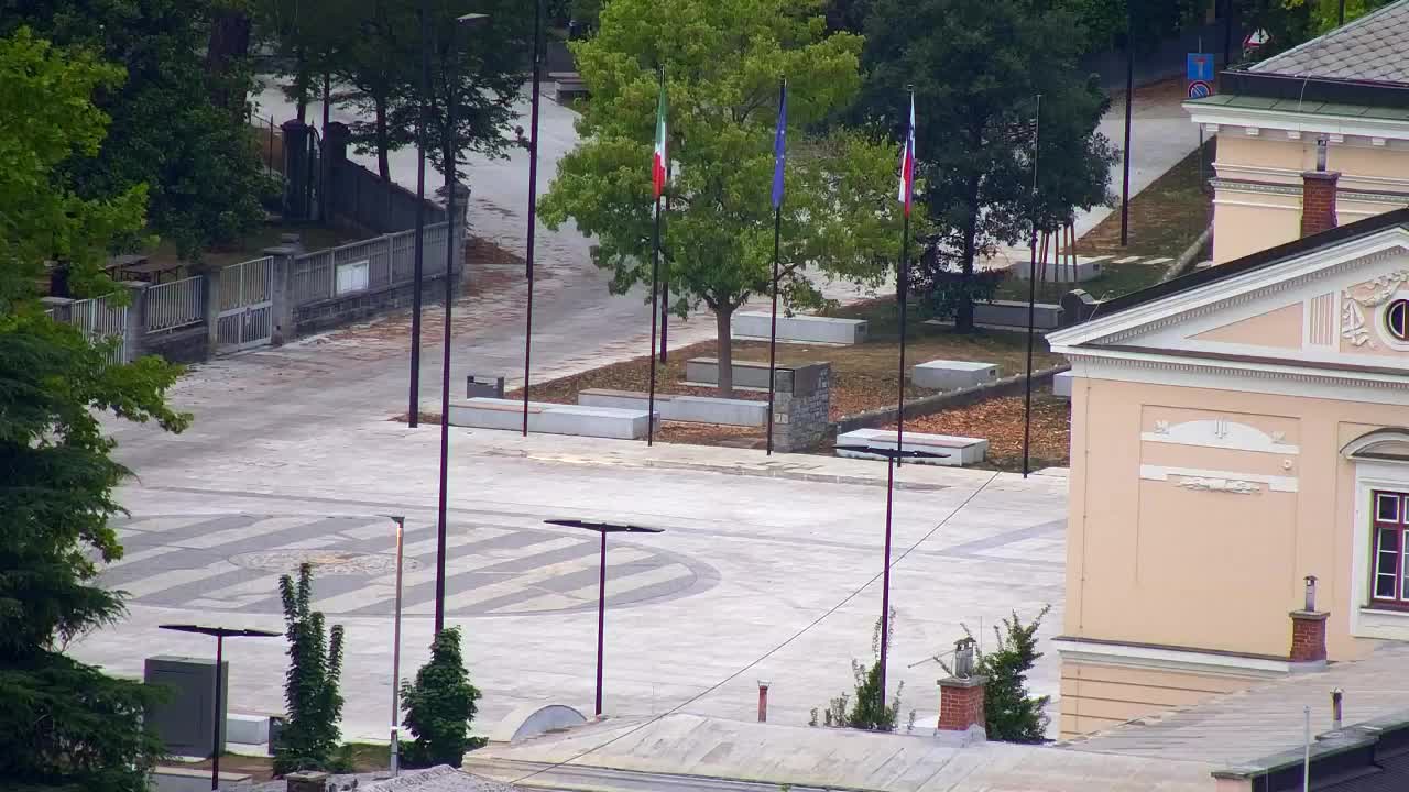 Nova Gorica i Gorica: Prekrasan Pogled iz Franjevačkog Samostana Kostanjevica