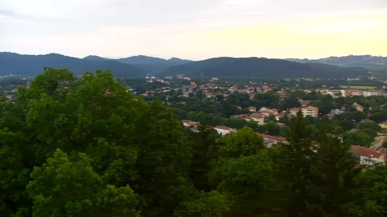 Nova Gorica y Gorizia: Impresionantes Vistas desde el Monasterio Franciscano de Kostanjevica