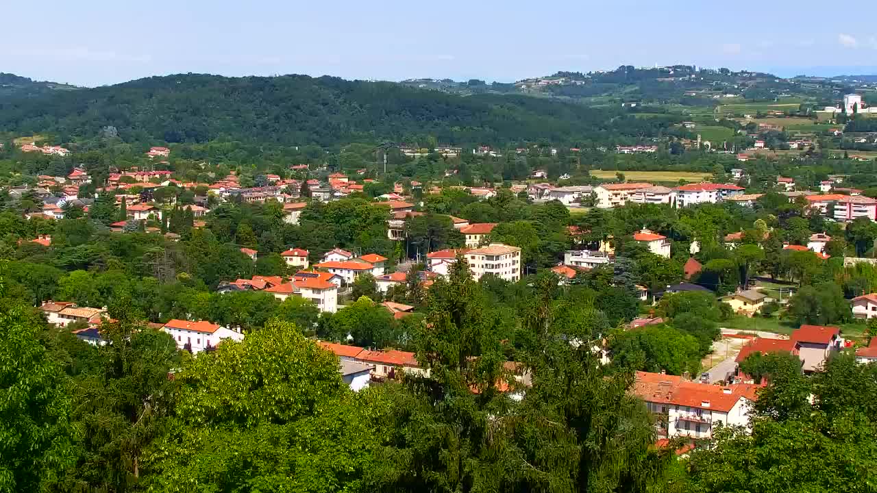Nova Gorica e Gorizia: Panorama Mozzafiato dal Convento Francescano di Castagnevizza