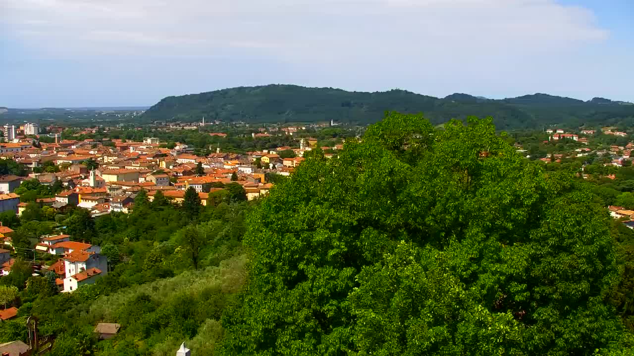Nova Gorica i Gorica: Prekrasan Pogled iz Franjevačkog Samostana Kostanjevica
