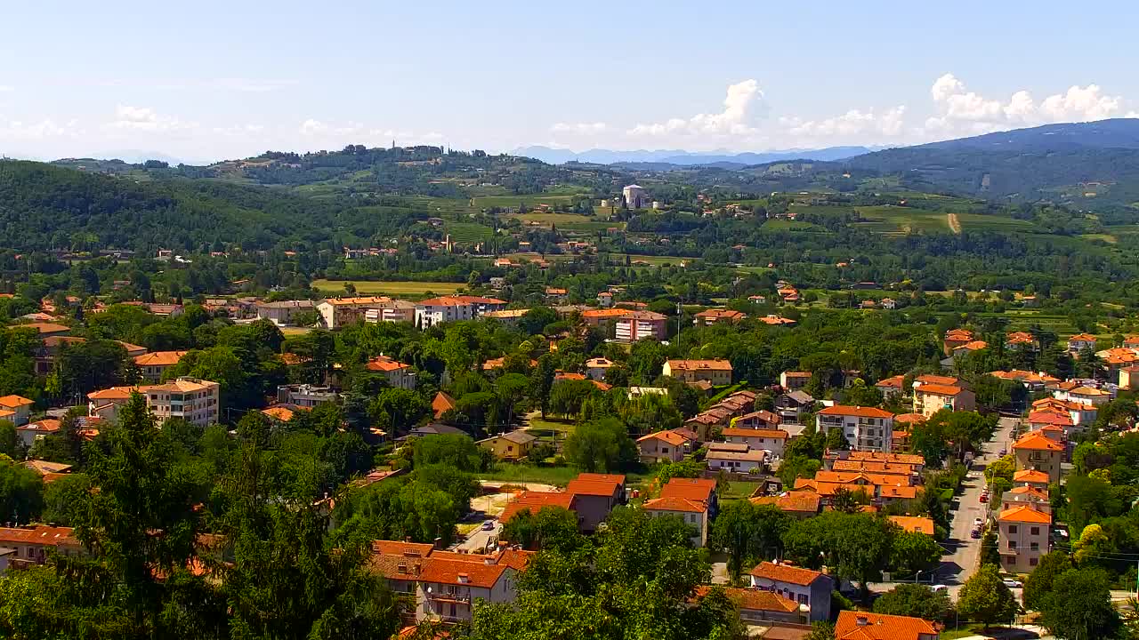 Nova Gorica i Gorica: Prekrasan Pogled iz Franjevačkog Samostana Kostanjevica