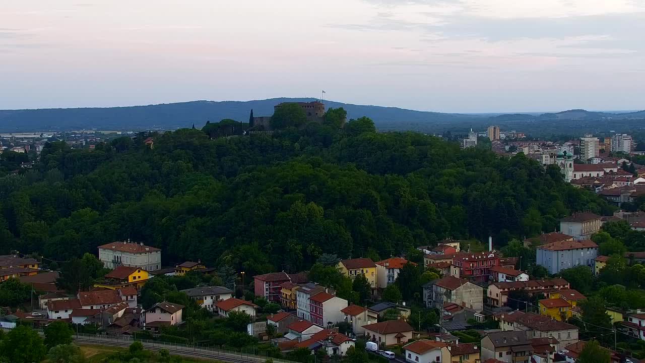 Nova Gorica in Gorica: Čudovit Razgled iz Frančiškanskega Samostana Kostanjevica