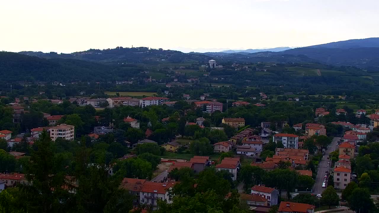 Nova Gorica y Gorizia: Impresionantes Vistas desde el Monasterio Franciscano de Kostanjevica