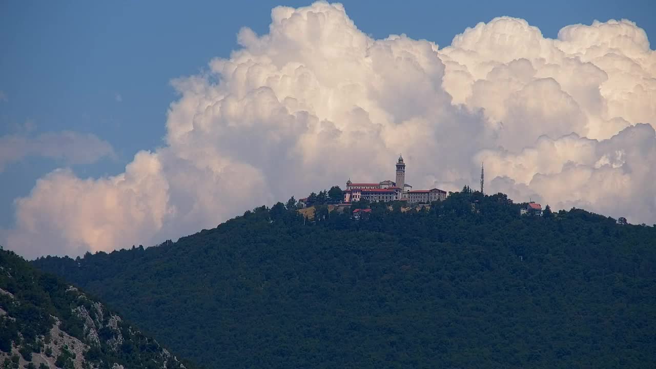 Nova Gorica und Görz: Atemberaubende Aussicht vom Franziskanerkloster Kostanjevica