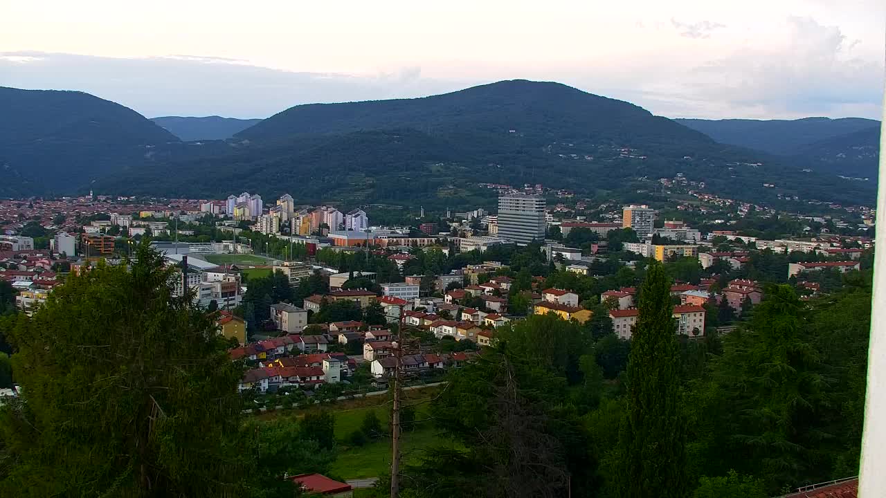 Nova Gorica y Gorizia: Impresionantes Vistas desde el Monasterio Franciscano de Kostanjevica