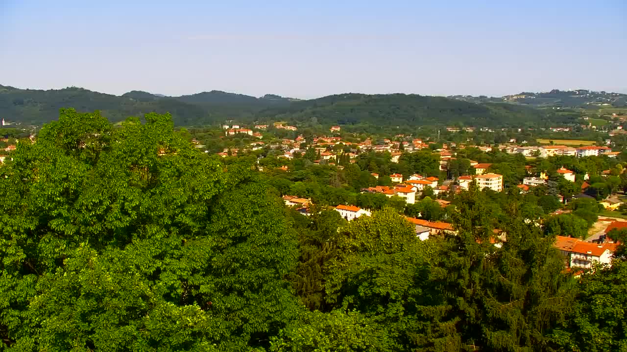 Nova Gorica e Gorizia: Panorama Mozzafiato dal Convento Francescano di Castagnevizza
