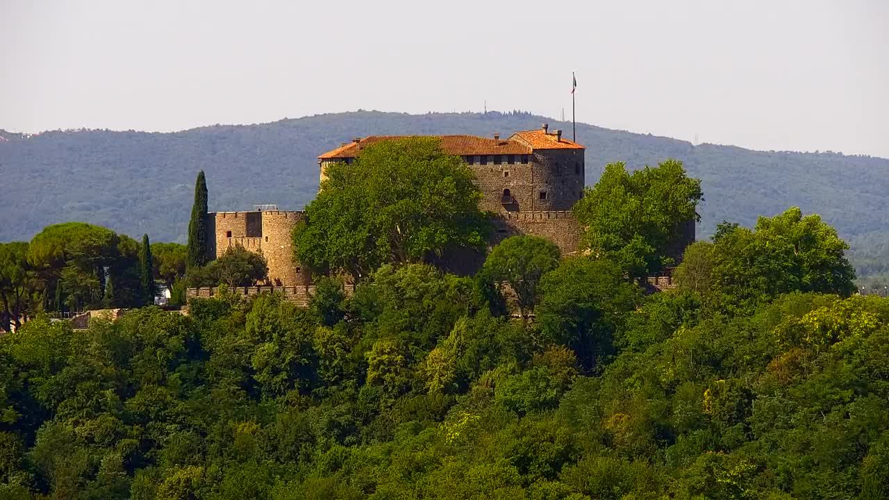 Nova Gorica y Gorizia: Impresionantes Vistas desde el Monasterio Franciscano de Kostanjevica