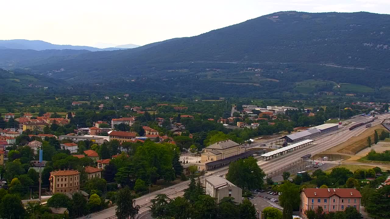 Nova Gorica i Gorica: Prekrasan Pogled iz Franjevačkog Samostana Kostanjevica