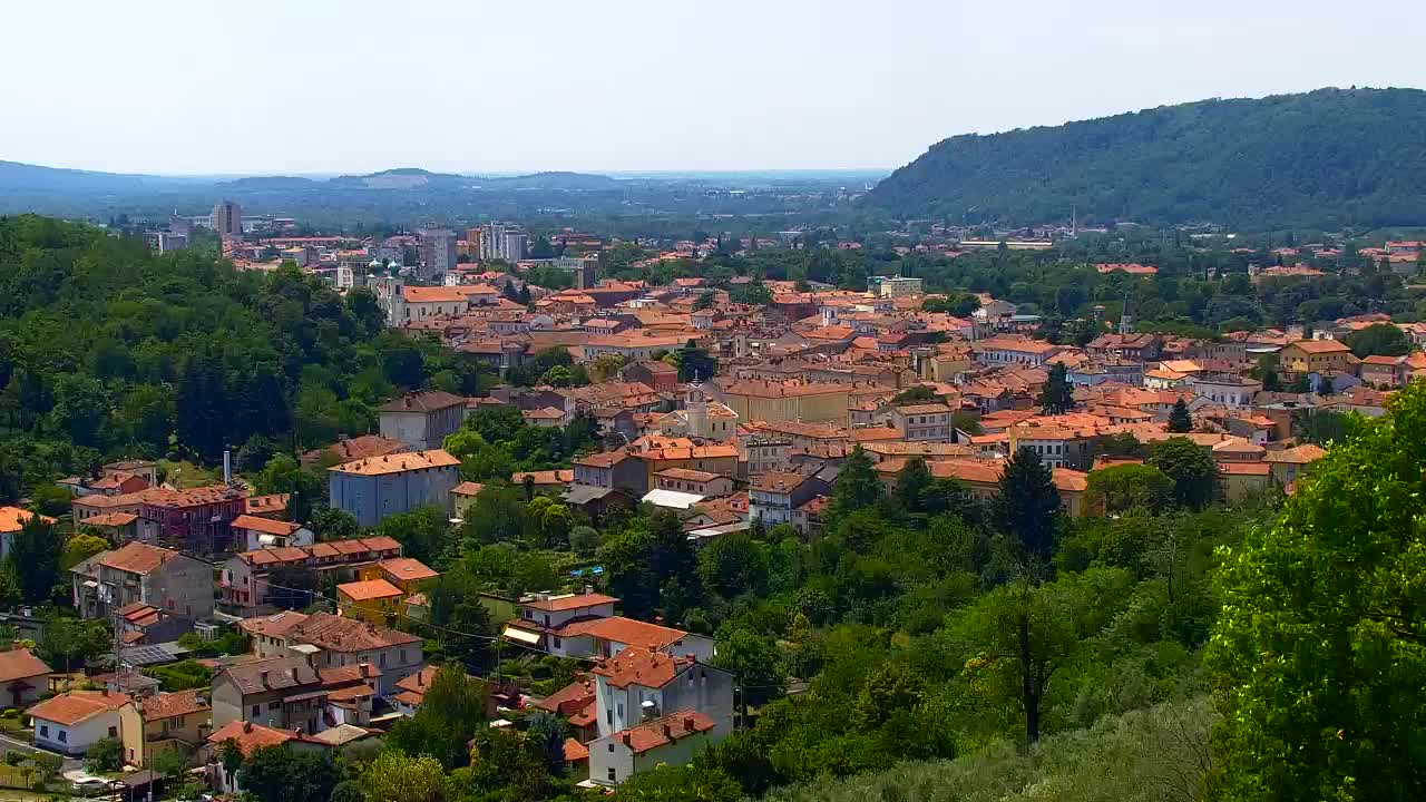 Nova Gorica i Gorica: Prekrasan Pogled iz Franjevačkog Samostana Kostanjevica