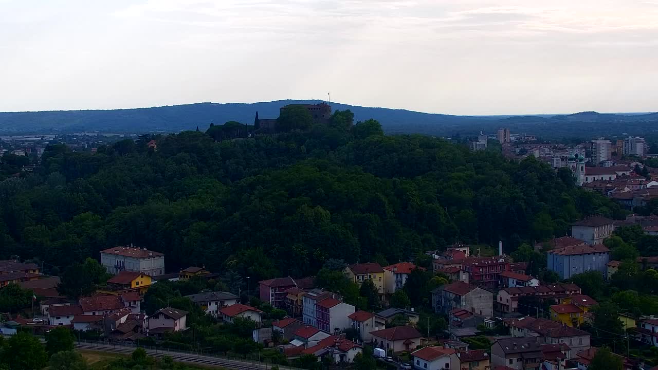 Nova Gorica i Gorica: Prekrasan Pogled iz Franjevačkog Samostana Kostanjevica