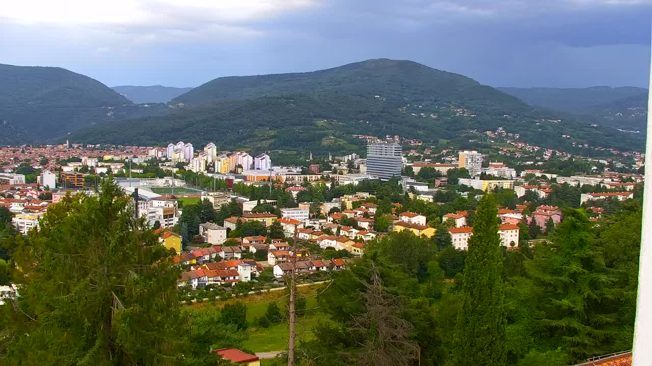 Nova Gorica und Görz: Atemberaubende Aussicht vom Franziskanerkloster Kostanjevica