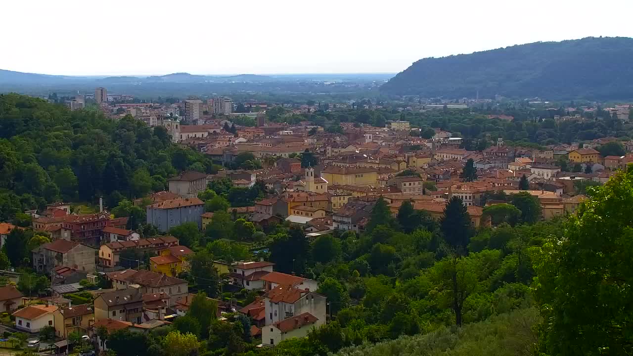 Nova Gorica y Gorizia: Impresionantes Vistas desde el Monasterio Franciscano de Kostanjevica
