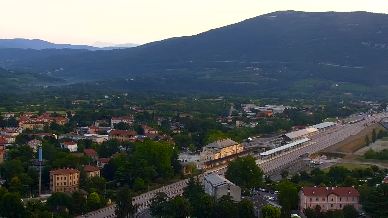 Nova Gorica et Gorizia : Vue Imprenable depuis le Monastère Franciscain de Kostanjevica