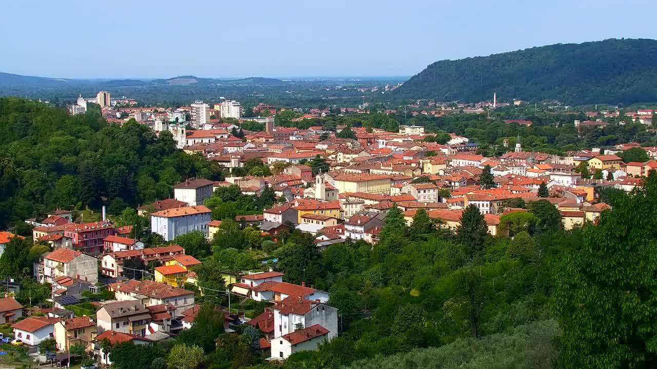 Nova Gorica e Gorizia: Panorama Mozzafiato dal Convento Francescano di Castagnevizza