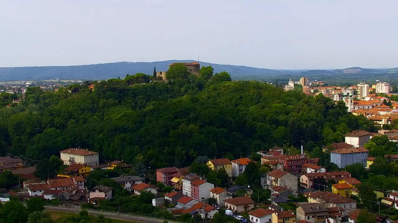 Nova Gorica e Gorizia: Panorama Mozzafiato dal Convento Francescano di Castagnevizza