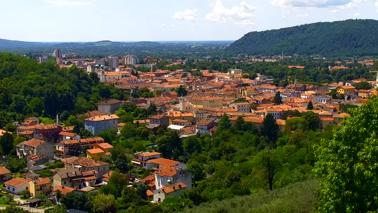 Nova Gorica i Gorica: Prekrasan Pogled iz Franjevačkog Samostana Kostanjevica