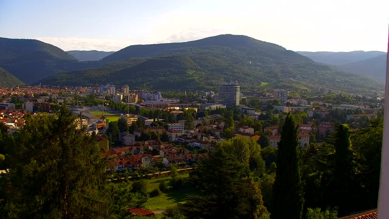 Nova Gorica i Gorica: Prekrasan Pogled iz Franjevačkog Samostana Kostanjevica