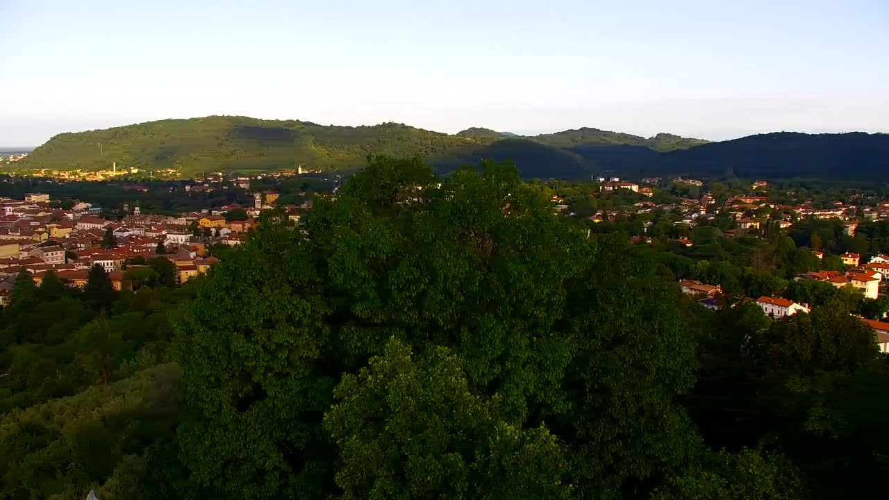 Nova Gorica et Gorizia : Vue Imprenable depuis le Monastère Franciscain de Kostanjevica