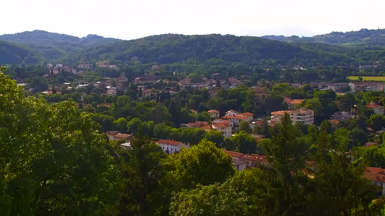 Nova Gorica y Gorizia: Impresionantes Vistas desde el Monasterio Franciscano de Kostanjevica