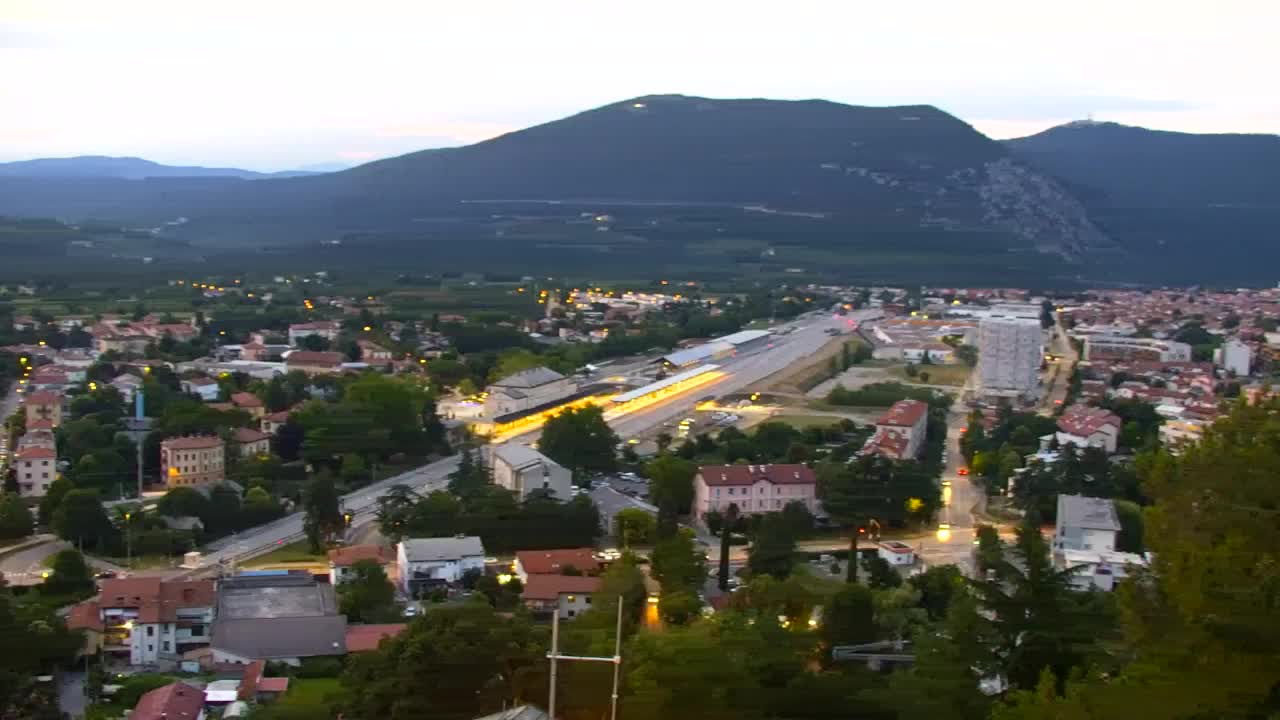 Nova Gorica y Gorizia: Impresionantes Vistas desde el Monasterio Franciscano de Kostanjevica