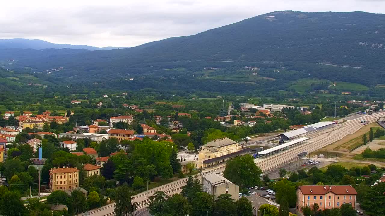 Nova Gorica i Gorica: Prekrasan Pogled iz Franjevačkog Samostana Kostanjevica