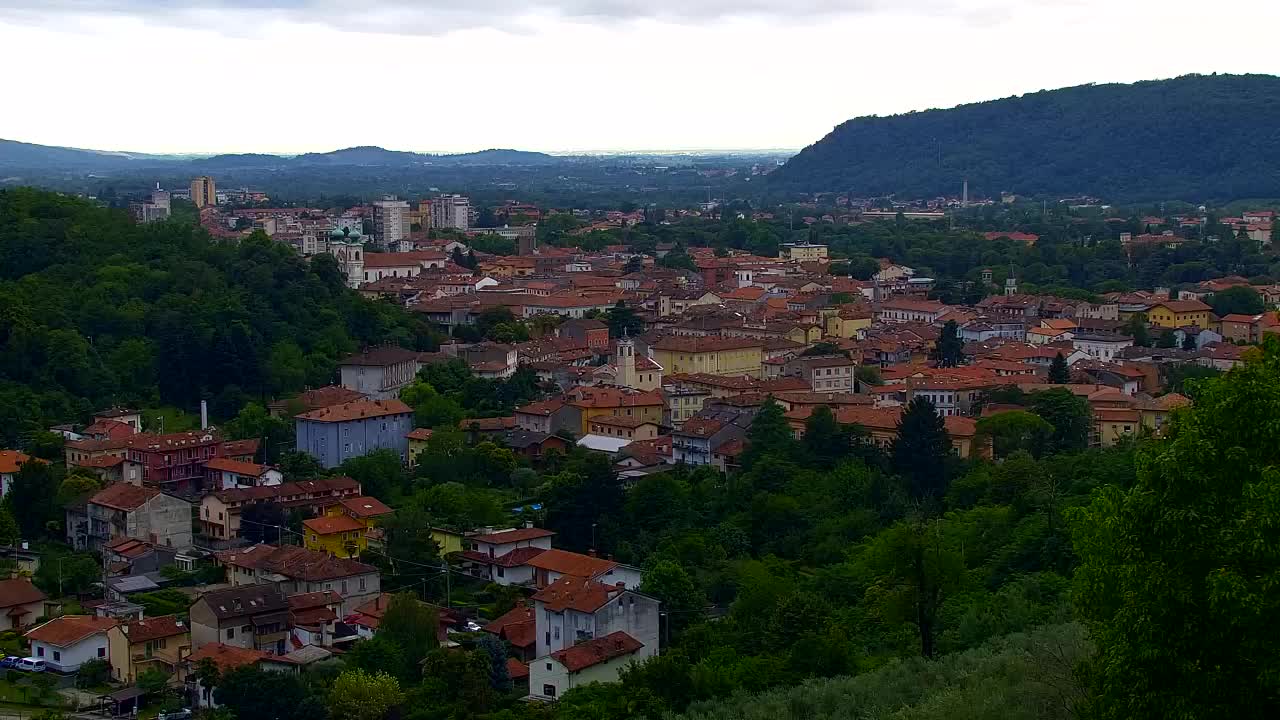 Nova Gorica e Gorizia: Panorama Mozzafiato dal Convento Francescano di Castagnevizza