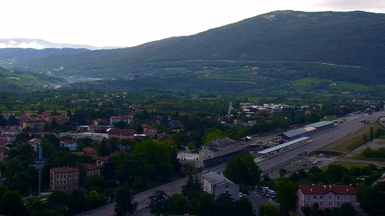 Nova Gorica i Gorica: Prekrasan Pogled iz Franjevačkog Samostana Kostanjevica