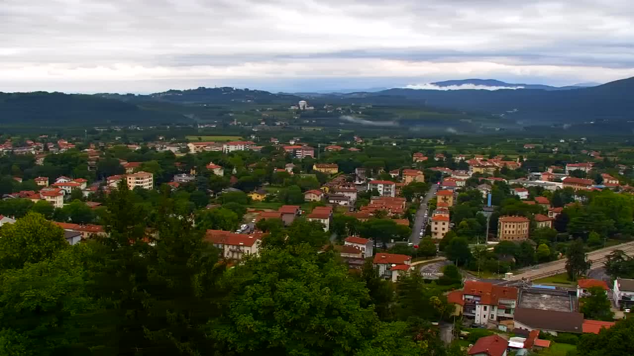 Nova Gorica und Görz: Atemberaubende Aussicht vom Franziskanerkloster Kostanjevica