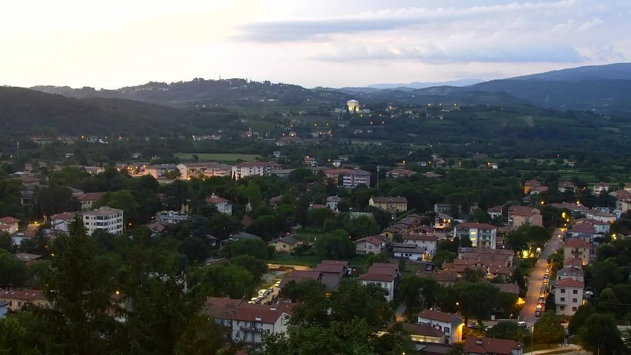 Nova Gorica i Gorica: Prekrasan Pogled iz Franjevačkog Samostana Kostanjevica