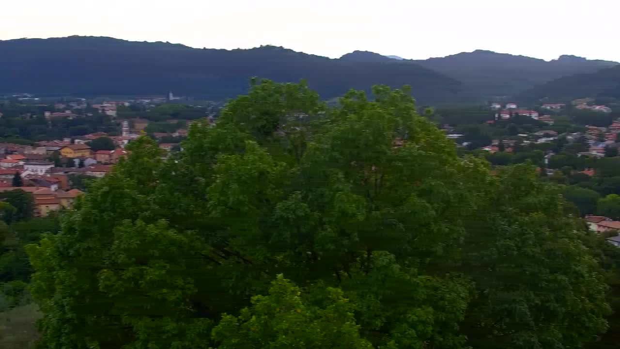 Nova Gorica i Gorica: Prekrasan Pogled iz Franjevačkog Samostana Kostanjevica