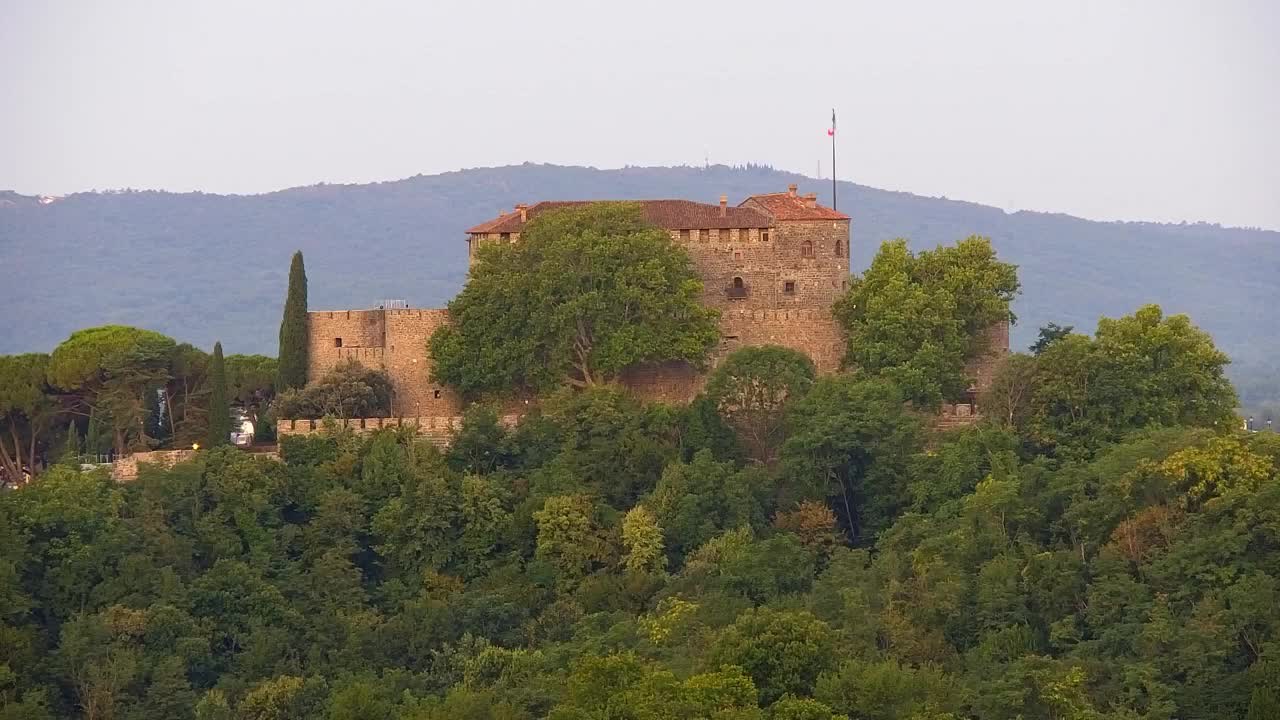 Nova Gorica und Görz: Atemberaubende Aussicht vom Franziskanerkloster Kostanjevica