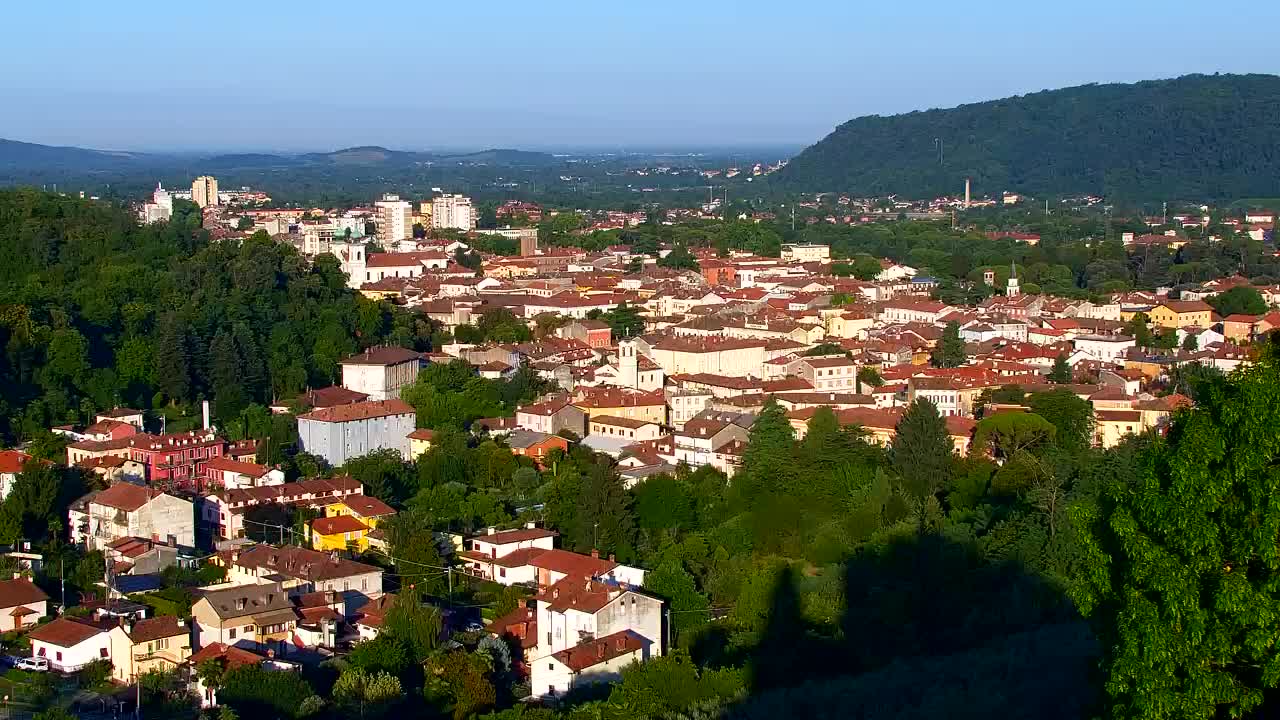 Nova Gorica y Gorizia: Impresionantes Vistas desde el Monasterio Franciscano de Kostanjevica