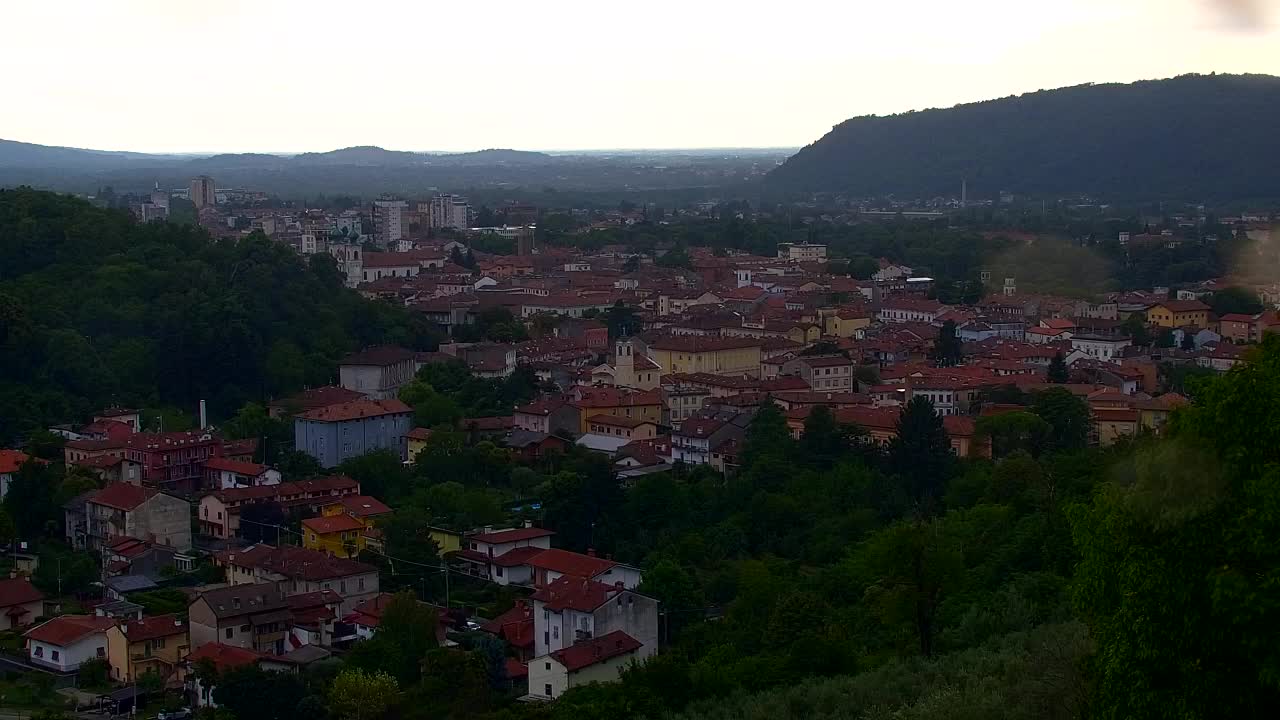 Nova Gorica und Görz: Atemberaubende Aussicht vom Franziskanerkloster Kostanjevica