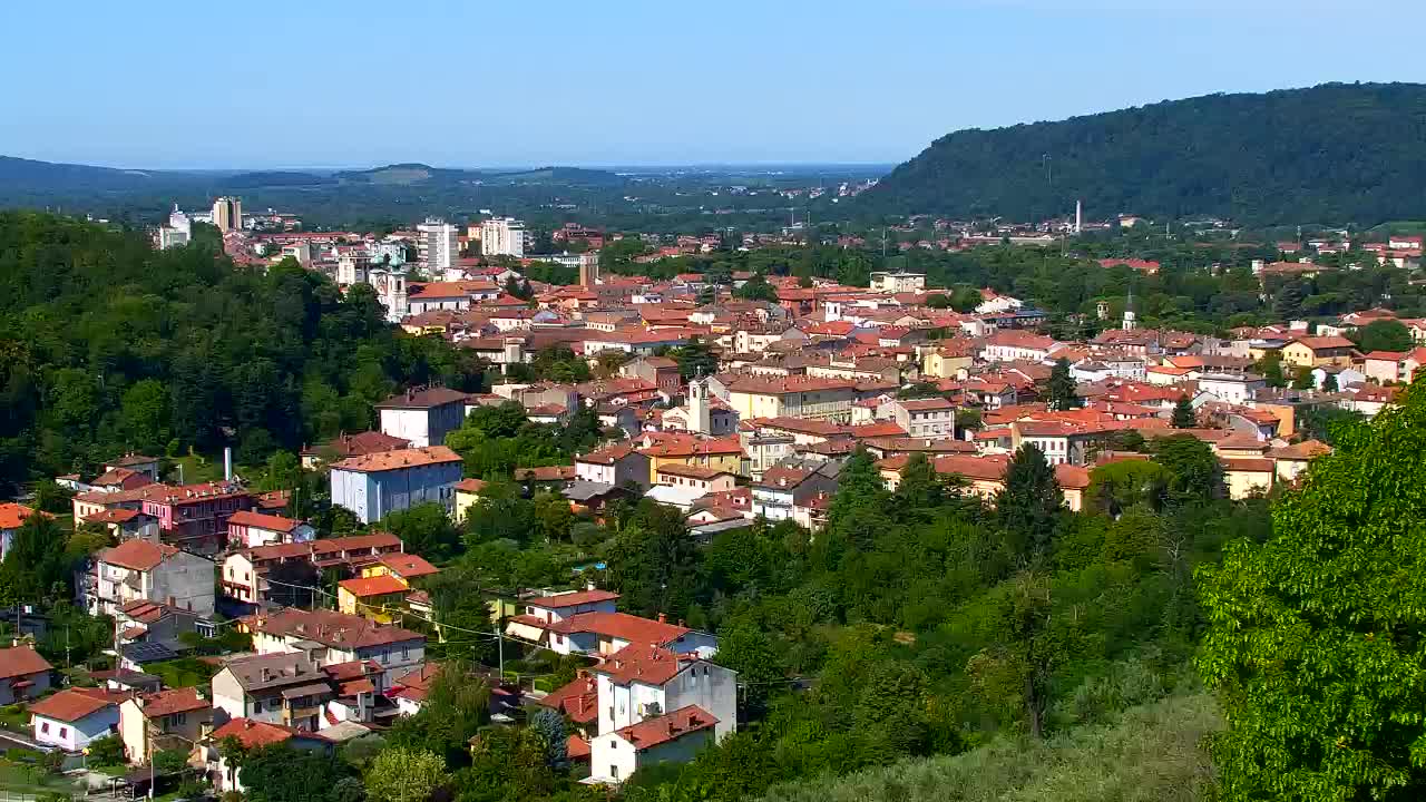 Nova Gorica i Gorica: Prekrasan Pogled iz Franjevačkog Samostana Kostanjevica