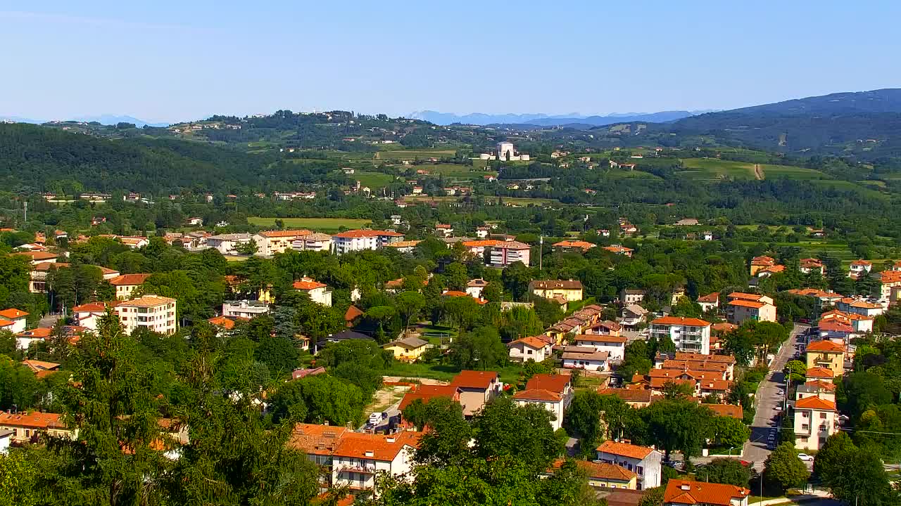 Nova Gorica i Gorica: Prekrasan Pogled iz Franjevačkog Samostana Kostanjevica