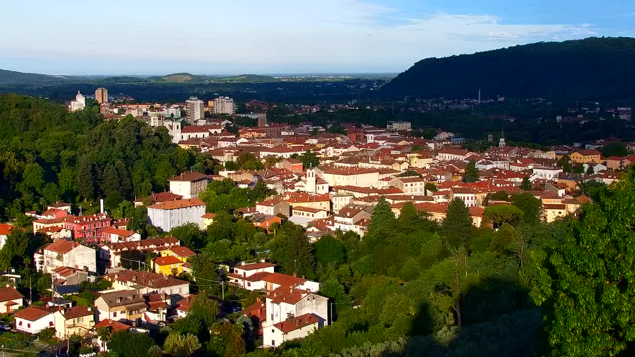 Nova Gorica et Gorizia : Vue Imprenable depuis le Monastère Franciscain de Kostanjevica