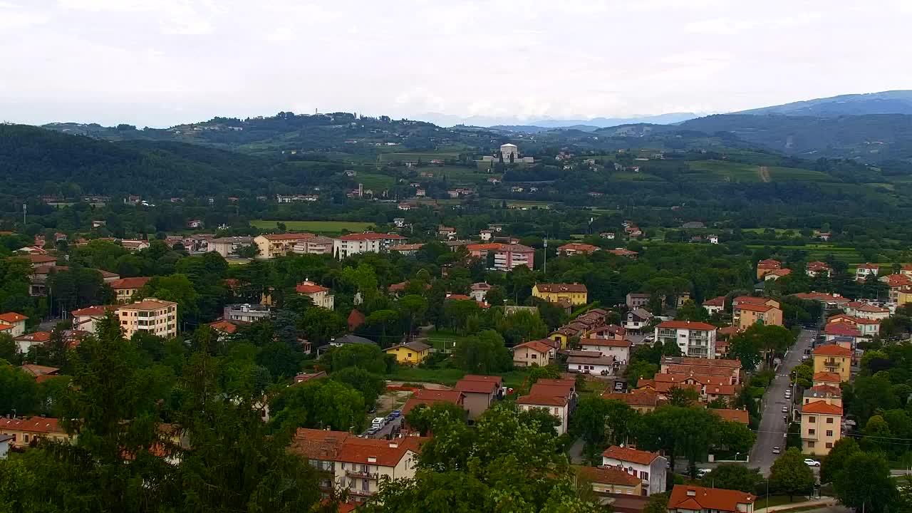 Nova Gorica et Gorizia : Vue Imprenable depuis le Monastère Franciscain de Kostanjevica